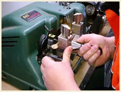 Lindenhurst IL Locksmith Store Lindenhurst, IL 847-383-3043 - 18-key-making